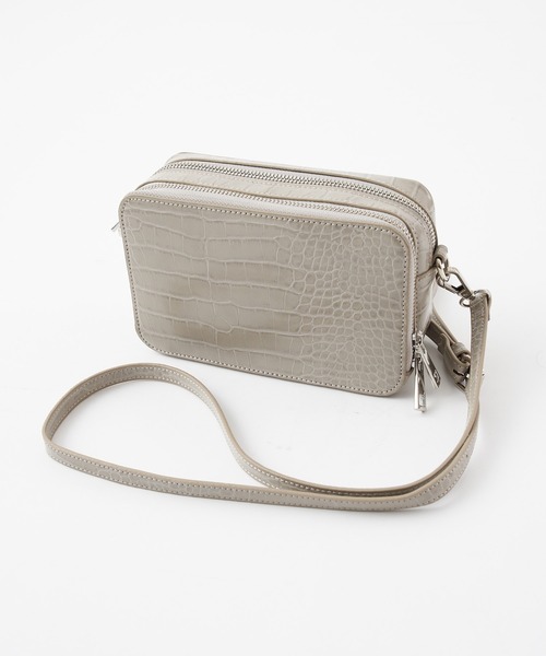 COLONY 2139（コロニートゥーワンスリーナイン）の「リサイクルレザータッチ お財布ショルダーバッグ（ショルダーバッグ・レディース・ブラック/ベージュ/ブラウン/グリーン・FREE）」の13枚目の写真