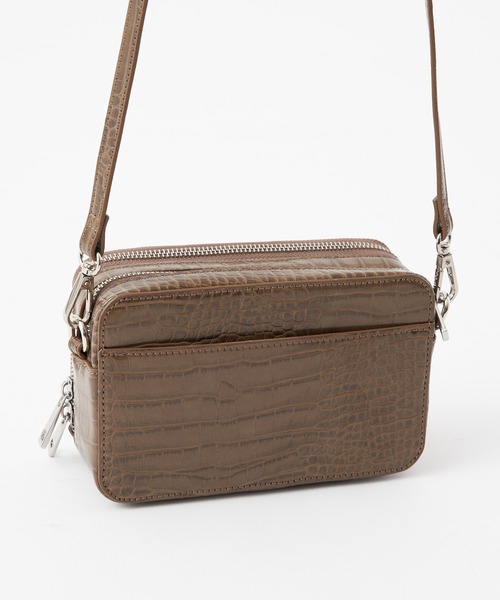 COLONY 2139（コロニートゥーワンスリーナイン）の「リサイクルレザータッチ お財布ショルダーバッグ（ショルダーバッグ・レディース・ブラック/ベージュ/ブラウン/グリーン・FREE）」の6枚目の写真