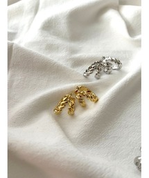 ダブルツイスト艶フープピアス