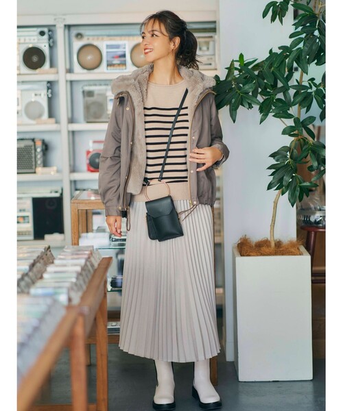 DRESKIP（ドレスキップ）の「◆袖口フェイクパ－ル付きボリュームスリーブニット（ニット/セーター・レディース・ライトグリーン/ブラック系1/サンドベージュ/パープル系・03/02）」の13枚目の写真