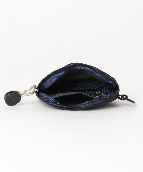 CHUMS（チャムス）の「CHUMS/チャムス リサイクルコインケース Recycle Coin Case CH60-3144（コインケース・メンズ・ベージュ/グレー/カーキ/ブラック×ブラック/ブラック/ブラック系その他/ブラウン/パープル/ネイビー/レッド/ブラック×グレー・FREE）」の22枚目の写真