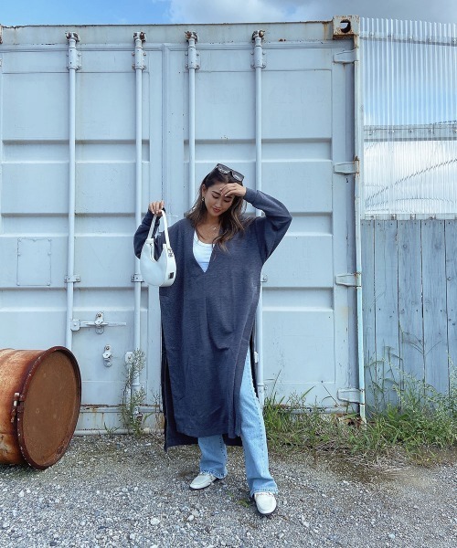 Vネックスリットロングカットソー（Tシャツ/カットソー）｜esutoreja（エストレジャ）