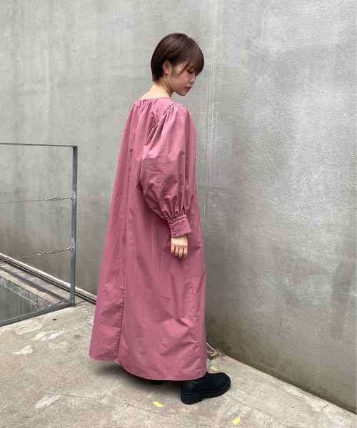 natural couture（ナチュラルクチュール）の「【WEB限定】ボリュームスリーブワンピース（ワンピース・レディース・ベージュ/ピンク/ブラック・FREE）」の16枚目の写真