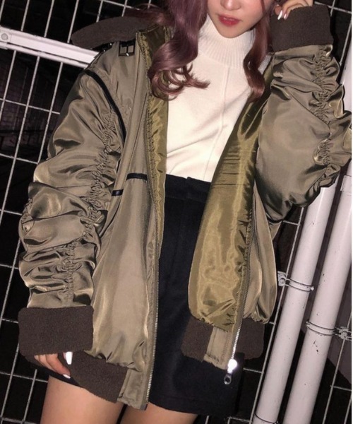 one way（ワンウェイ）の「【oneway Jeans】ベルテッドボアMA-1（MA-1・レディース・ブラック/ダークグリーン・FREE）」の7枚目の写真