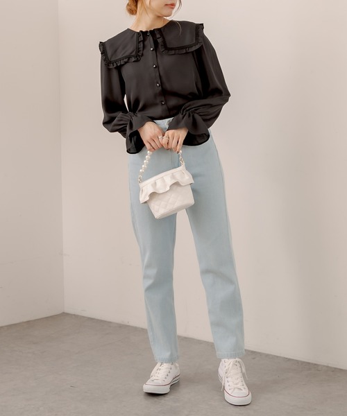 OLIVE des OLIVE(オリーブデオリーブ)の「パールハンドルフリルバッグ(ショルダーバッグ・レディース・ベージュ/オフホワイト・FREE)」の10枚目の写真