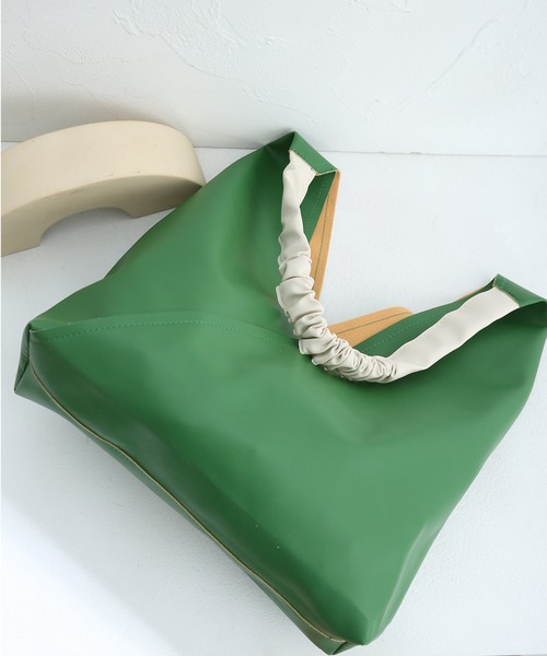 TABI PAL(タビパル)の「【TABI PAL】インナーポーチ付き トートバッグ(トートバッグ・レディース・ブラック/ブラウン/マスタード/グリーン/アイボリー・FREE)」の19枚目の写真