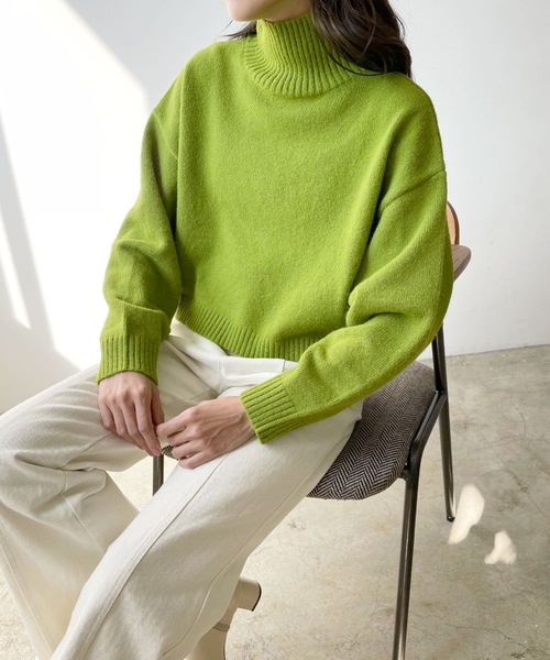 LIAN（リアン）の「ハイネッククロップドカラーニット（ニット/セーター・レディース・オレンジ/グリーン/ピンク/ブルー/アイボリー/ブラック・FREE）」の7枚目の写真