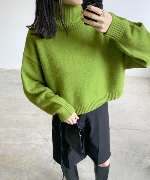 LIAN（リアン）の「ハイネッククロップドカラーニット（ニット/セーター・レディース・オレンジ/グリーン/ピンク/ブルー/アイボリー/ブラック・FREE）」の15枚目の写真