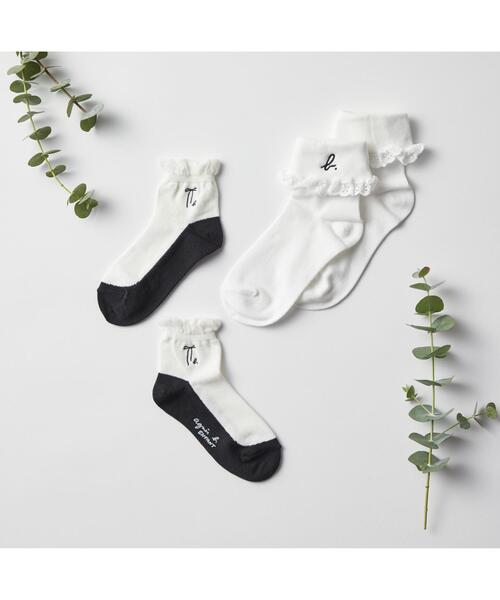 agnes b.（アニエスベー）の「KD31 E CHAUSSETTE キッズ b.ロゴレースソックス（ソックス/靴下・キッズ・ホワイト・1/2/3）」の5枚目の写真