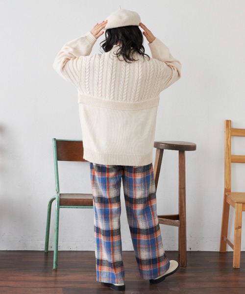 MERLOT（メルロー）の「柄編みドッキングぽんぽんニット（ニット/セーター・レディース・ピンク/グリーン/アイボリー・FREE）」の7枚目の写真