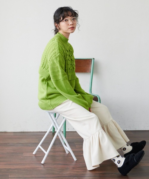 MERLOT（メルロー）の「柄編みドッキングぽんぽんニット（ニット/セーター・レディース・ピンク/グリーン/アイボリー・FREE）」の17枚目の写真