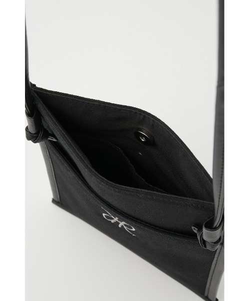 rienda（リエンダ）の「RRロゴミニバッグ（ショルダーバッグ・レディース・ブラック/ブラック系その他/ブラウン系その他・FREE）」の16枚目の写真