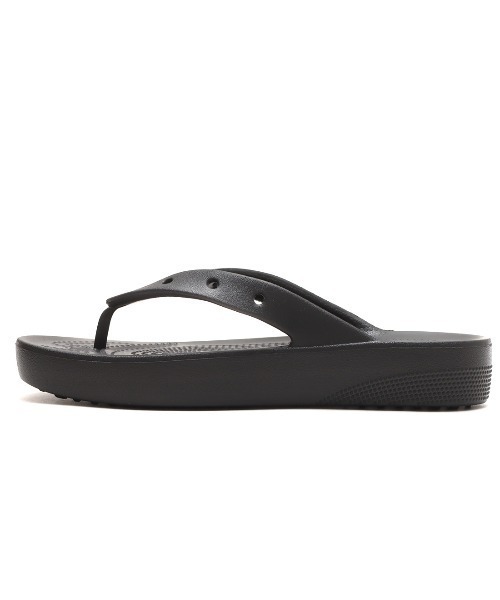 crocs(クロックス)の「Crocs Classic Platform Flip W / クロックス クラシック プラットフォーム フリップ ウィメン(サンダル・レディース・ブラック・6/9/8/7)」の8枚目の写真