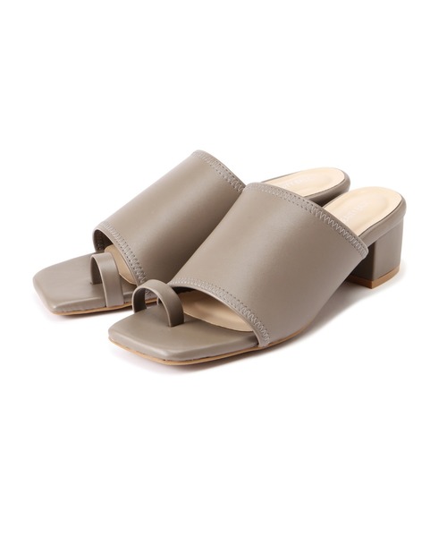 NATURAL BEAUTY BASIC（ナチュラルビューティーベーシック）の「ソフトアッパーサムリングミュール（サンダル・レディース・オフホワイト/グレイッシュベージュ・SMALL/MEDIUM/LARGE）」の9枚目の写真