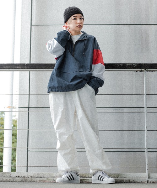 kutir（クティール）の「【セットアップ可】切り替え配色アノラックパーカー（パーカー・レディース・ネイビー/レッド/グリーン・FREE）」の14枚目の写真