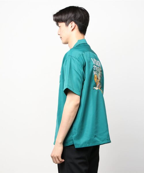 VISION STREET WEAR（ヴィジョンストリートウェア）の「【VISION STREET WEAR/ビジョンストリートウェア】恐竜刺繍 ワンポイントロゴ　バックプリント　オープンカラーシャツ（シャツ/ブラウス・メンズ・ブルー/アイボリー/ブラック/グリーン・X-LARGE/MEDIUM/LARGE）」の9枚目の写真