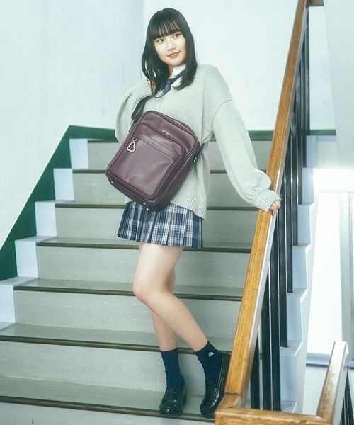 WEGO（ウィゴー）の「WEGO/PUスクールショルダーバッグ（ショルダーバッグ・レディース・ブラック/ワイン・FREE）」の15枚目の写真