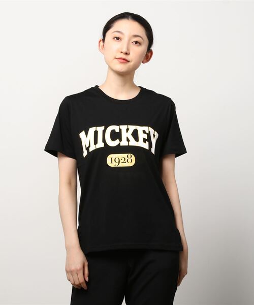 Disney(ディズニー)の「ディズニー コットンTシャツ(Tシャツ/カットソー・レディース・ホワイト/ブラック・S/M/L/XL)」の1枚目の写真