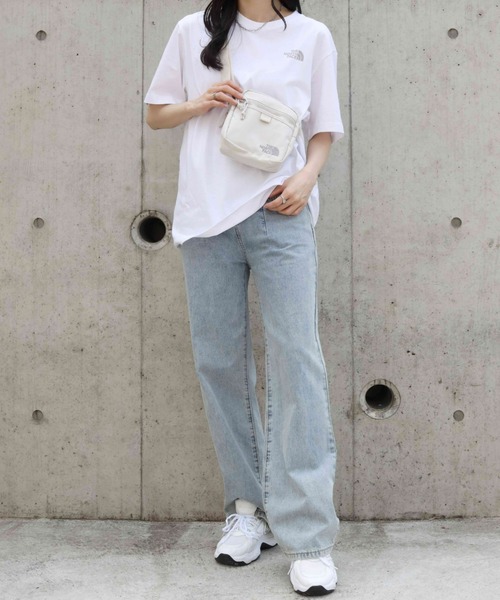 THE NORTH FACE（ザノースフェイス）の「THE NORTH FACE(ザ・ノースフェイス)/SQUARE CROSS BAG スクエアクロスバッグ ショルダーバッグ（ショルダーバッグ・レディース・ブラック/アイボリー/ネイビー・FREE）」の8枚目の写真