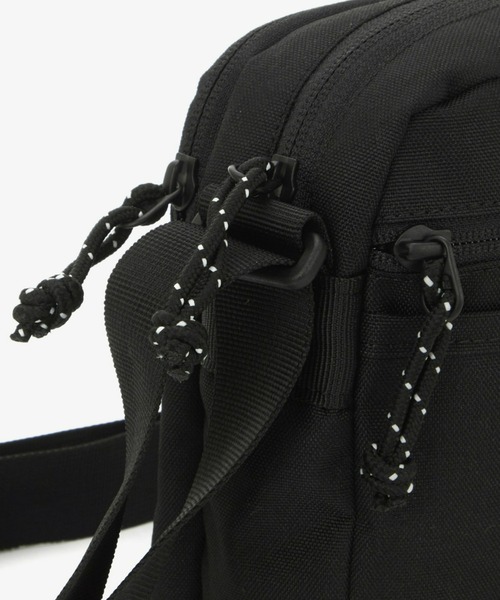 THE NORTH FACE（ザノースフェイス）の「THE NORTH FACE(ザ・ノースフェイス)/SQUARE CROSS BAG スクエアクロスバッグ ショルダーバッグ（ショルダーバッグ・レディース・ブラック/アイボリー/ネイビー・FREE）」の12枚目の写真