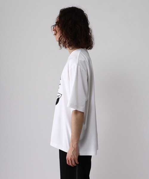 tk.TAKEO KIKUCHI(ティーケータケオキクチ)の「◆Line Plant Tシャツ(Tシャツ/カットソー・メンズ・ホワイト/ブラック/グレー・01/02/03)」の4枚目の写真