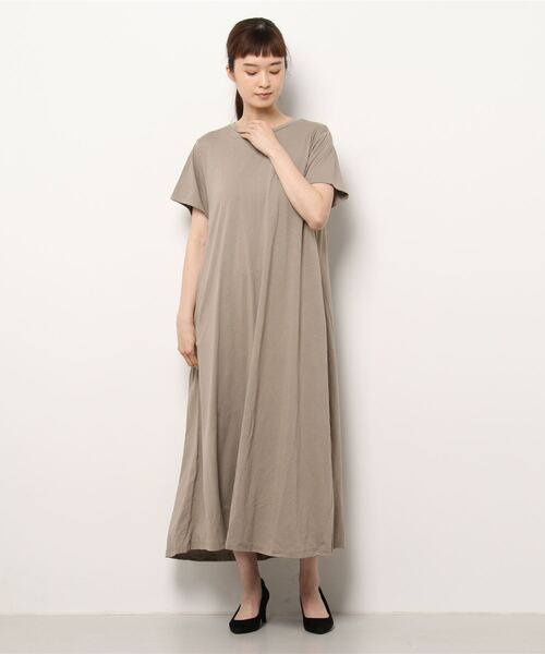 AMERICAN HOLIC（アメリカンホリック）の「サラッとマキシAラインカットワンピース（ワンピース・レディース・ブラウン/ブラック/チャコールグレー/グリーン/ライトグリーン/グレイッシュベージュ・M/L）」の12枚目の写真