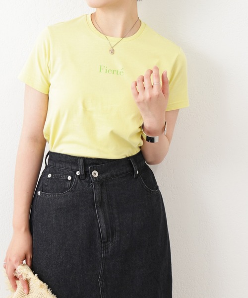 natural couture(ナチュラルクチュール)の「旬のカラーリングが目を惹く ベーシック半袖ロゴT(Tシャツ/カットソー・レディース・イエロー/オフホワイト/ピンク/ブラック・FREE)」の17枚目の写真