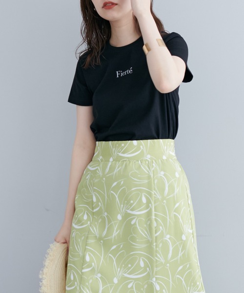 natural couture(ナチュラルクチュール)の「旬のカラーリングが目を惹く ベーシック半袖ロゴT(Tシャツ/カットソー・レディース・イエロー/オフホワイト/ピンク/ブラック・FREE)」の13枚目の写真