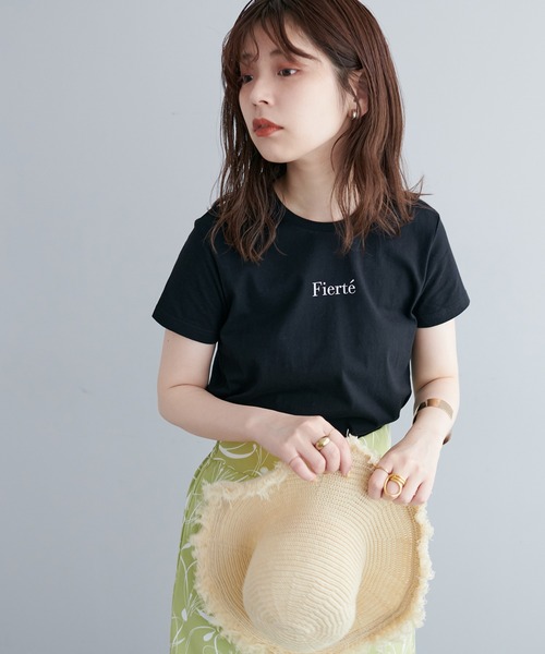 natural couture(ナチュラルクチュール)の「旬のカラーリングが目を惹く ベーシック半袖ロゴT(Tシャツ/カットソー・レディース・イエロー/オフホワイト/ピンク/ブラック・FREE)」の12枚目の写真