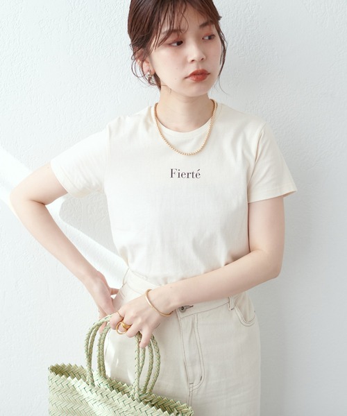 natural couture(ナチュラルクチュール)の「旬のカラーリングが目を惹く ベーシック半袖ロゴT(Tシャツ/カットソー・レディース・イエロー/オフホワイト/ピンク/ブラック・FREE)」の6枚目の写真