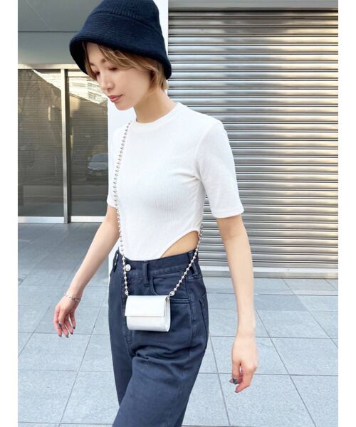 EMODA（エモダ）の「サイドオープンボディスーツ（Tシャツ/カットソー・レディース・グレー/ブラック/ホワイト・FREE）」の14枚目の写真