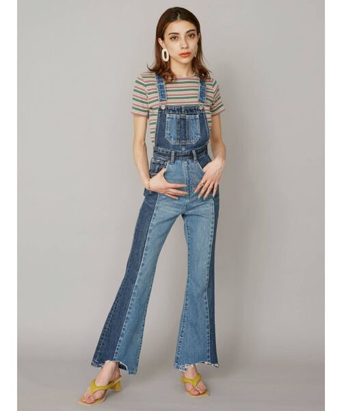 EVRIS（エヴリス）の「リメイクフレアデニムサロペット（サロペット/オーバーオール・レディース・ライトブルー/インディゴブルー・FREE）」の16枚目の写真