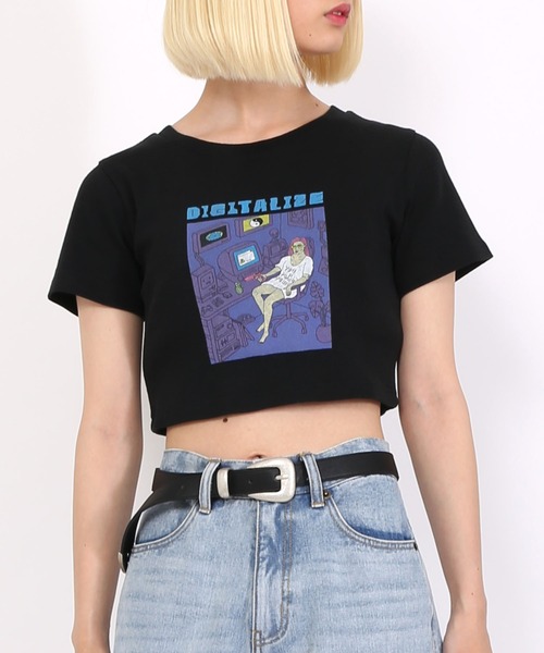 PUNYUS（プニュズ）の「イラストクロップドTシャツ（Tシャツ/カットソー・レディース・ピンク/ブラック/ライム・3/1/2/4）」の2枚目の写真