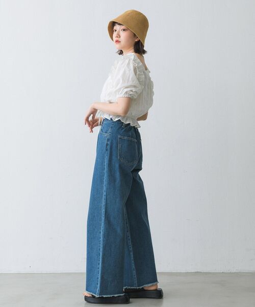 RETRO GIRL(レトロガール)の「肩フリルシャーリングBL(シャツ/ブラウス・レディース・ブラック/オフホワイト/ピンク・FREE)」の7枚目の写真