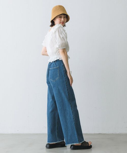 RETRO GIRL(レトロガール)の「肩フリルシャーリングBL(シャツ/ブラウス・レディース・ブラック/オフホワイト/ピンク・FREE)」の11枚目の写真