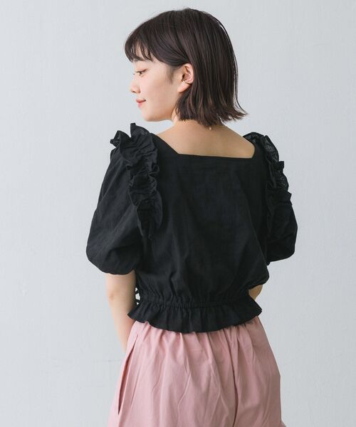 RETRO GIRL(レトロガール)の「肩フリルシャーリングBL(シャツ/ブラウス・レディース・ブラック/オフホワイト/ピンク・FREE)」の21枚目の写真
