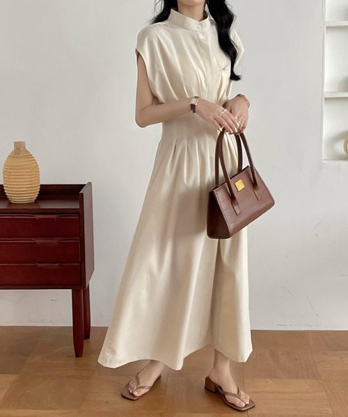 emi+（エミプラス）の「フロントタックバンドカラーフレンチスリーブロングワンピース（ワンピース・レディース・チャコールグレー/ブラック/ネイビー/アイボリー・L/M）」の14枚目の写真