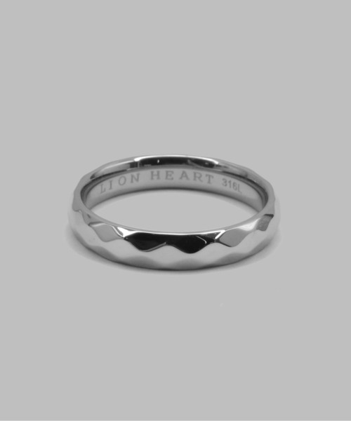 LION HEART(ライオンハート)の「【限定展開】カッティングリング/サージカルステンレス316L(金属アレルギー対応)【LION HEART / ライオンハート】(リング・メンズ・シルバー・13号/21号/15号/17号/19号)」の1枚目の写真