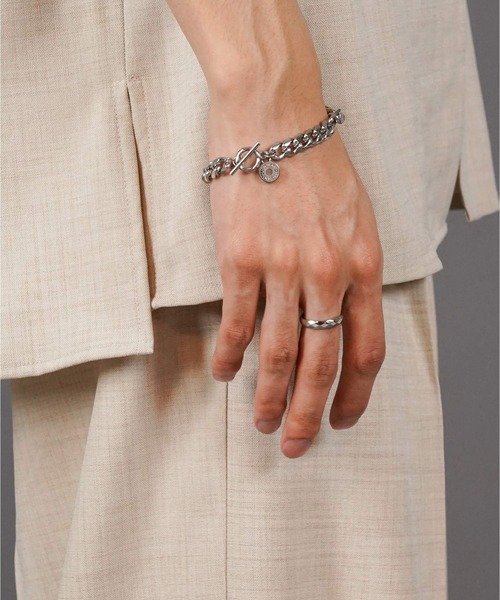 LION HEART(ライオンハート)の「【限定展開】カッティングリング/サージカルステンレス316L(金属アレルギー対応)【LION HEART / ライオンハート】(リング・メンズ・シルバー・13号/21号/15号/17号/19号)」の4枚目の写真