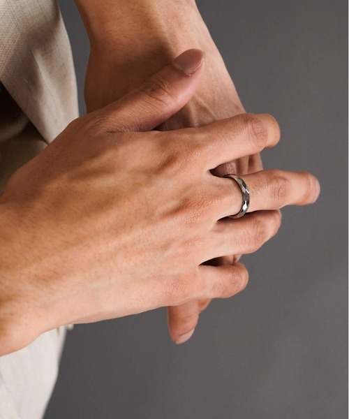 LION HEART(ライオンハート)の「【限定展開】カッティングリング/サージカルステンレス316L(金属アレルギー対応)【LION HEART / ライオンハート】(リング・メンズ・シルバー・13号/21号/15号/17号/19号)」の5枚目の写真