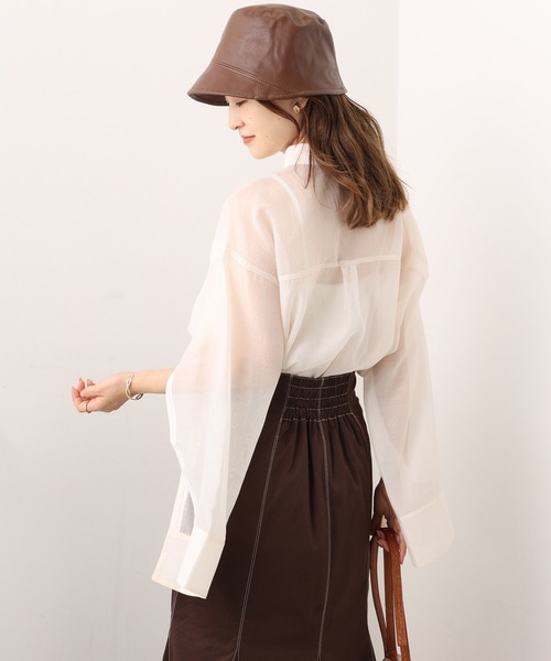 one after another NICE CLAUP（ワンアフターアナザーナイスクラップ）の「アームカバーやレイヤードスタイルも合わせやすい。マルチWAYロングシアーシャツ（シャツ/ブラウス・レディース・グレイッシュベージュ/モカ/アイボリー/ピンクベージュ/ストライプ・FREE）」の18枚目の写真