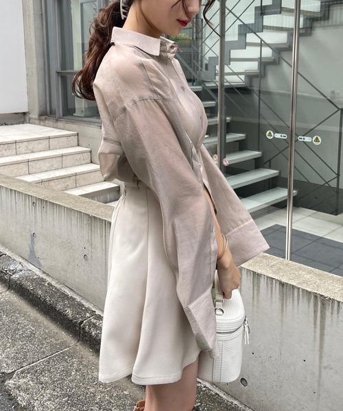 one after another NICE CLAUP（ワンアフターアナザーナイスクラップ）の「アームカバーやレイヤードスタイルも合わせやすい。マルチWAYロングシアーシャツ（シャツ/ブラウス・レディース・グレイッシュベージュ/モカ/アイボリー/ピンクベージュ/ストライプ・FREE）」の10枚目の写真