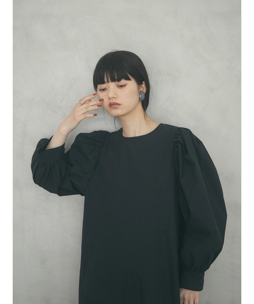 armonia（アルモニーア）の「armonia.ギャザースリーブワンピース（ワンピース・レディース・ベージュ/カーキ/ブラック・FREE）」の19枚目の写真