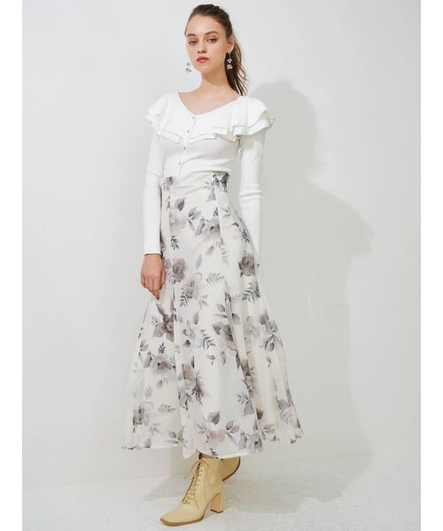 MERCURYDUO（マーキュリーデュオ）の「2WAYラッフルカーデニット（ニット/セーター・レディース・ブラック/レッド/オフホワイト/ラベンダー・FREE）」の5枚目の写真