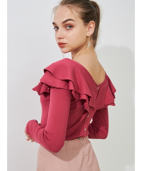 MERCURYDUO（マーキュリーデュオ）の「2WAYラッフルカーデニット（ニット/セーター・レディース・ブラック/レッド/オフホワイト/ラベンダー・FREE）」の4枚目の写真