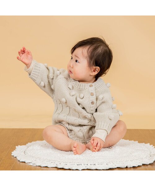 Ampersand(アンパサンド)の「premier ニットロンパス(ロンパース・キッズ・オフホワイト/ダークグリーン/ブラウン・80/60/70)」の6枚目の写真