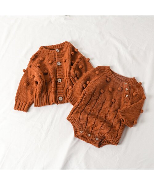 Ampersand(アンパサンド)の「premier ニットロンパス(ロンパース・キッズ・オフホワイト/ダークグリーン/ブラウン・80/60/70)」の5枚目の写真