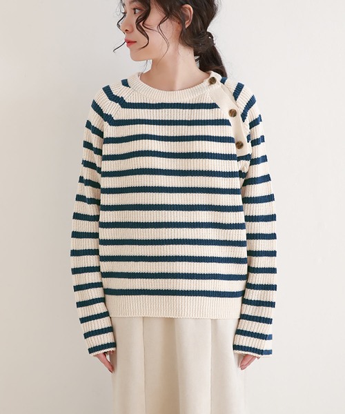 【オシャレ☆mic collection】グレー　肩ボタン　セーター　サイズ38 ボーダー肩ボタンニット（ニット/セーター）｜Isn't She