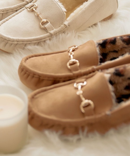 KOBE LETTUCE（コウベレタス）の「ビット付きファーモカシン（モカシン/デッキシューズ・レディース・ベージュ/グレー/ブラック/ダークブラウン/ブラウン系その他/ブラック系その他/ブラック系・L/LL/M/S）」の6枚目の写真