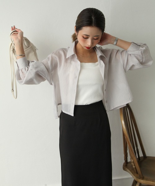 Chillfar（チルファー）の「ストライプシアーショートシャツ（シャツ/ブラウス・レディース・グリーン/ベージュ/パープル/ブルー/グレー・MEDIUM/LARGE）」の13枚目の写真